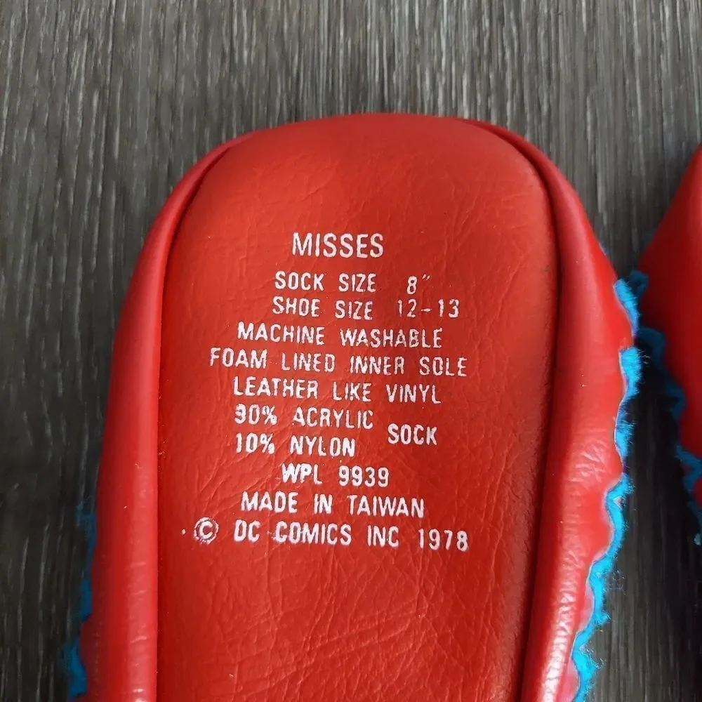 Vintage Collectible 1978 Wonder Woman Slipper /  Shoes- DC Comics Marvel